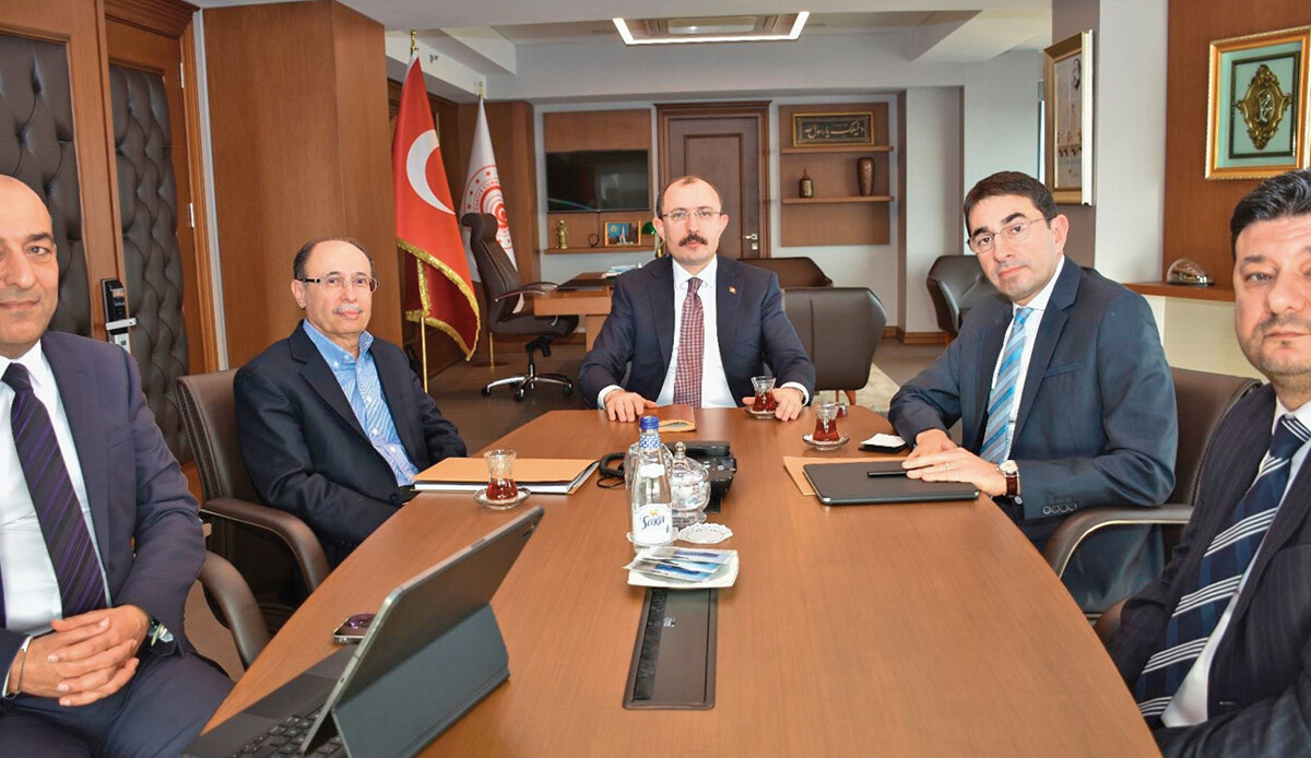 Dört zincir marketin müdürüne uyarı: Asgari bahaneyle azami zamma geçit yok Dört zincir marketin müdürüne uyarı: Asgari bahaneyle azami zamma geçit yok