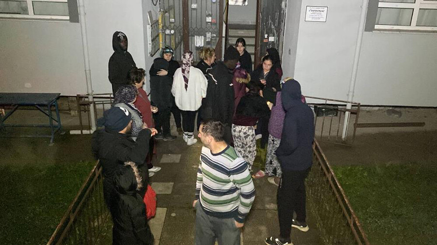 17 yaşındaki oğlunun evde olmadığını fark eden baba gördüğü manzara karşısında fenalık geçirdi! 17 yaşındaki oğlunun evde olmadığını fark eden baba gördüğü manzara karşısında fenalık geçirdi!