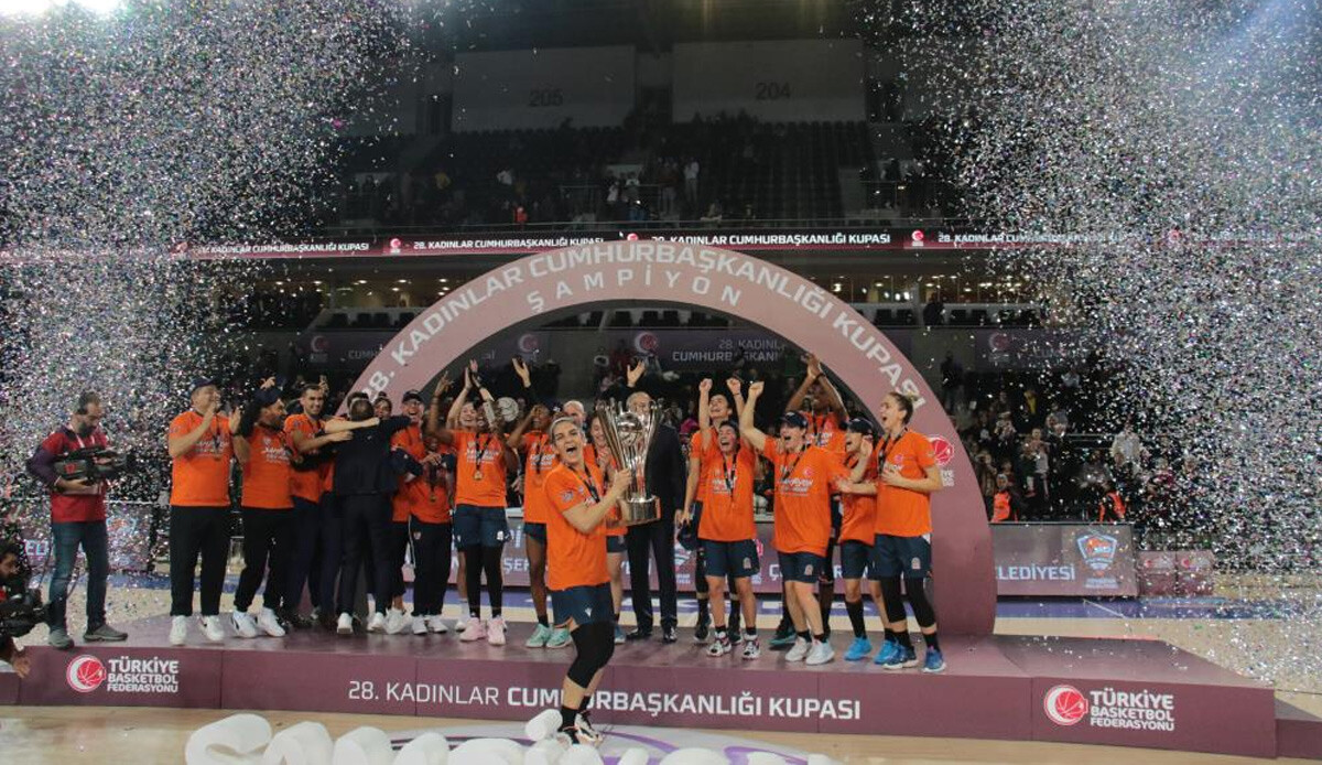 ÇBK Mersin Yenişehir Belediyesi 28. Kadınlar Cumhurbaşkanlığı Kupası şampiyonu oldu ÇBK Mersin Yenişehir Belediyesi 28. Kadınlar Cumhurbaşkanlığı Kupası şampiyonu oldu