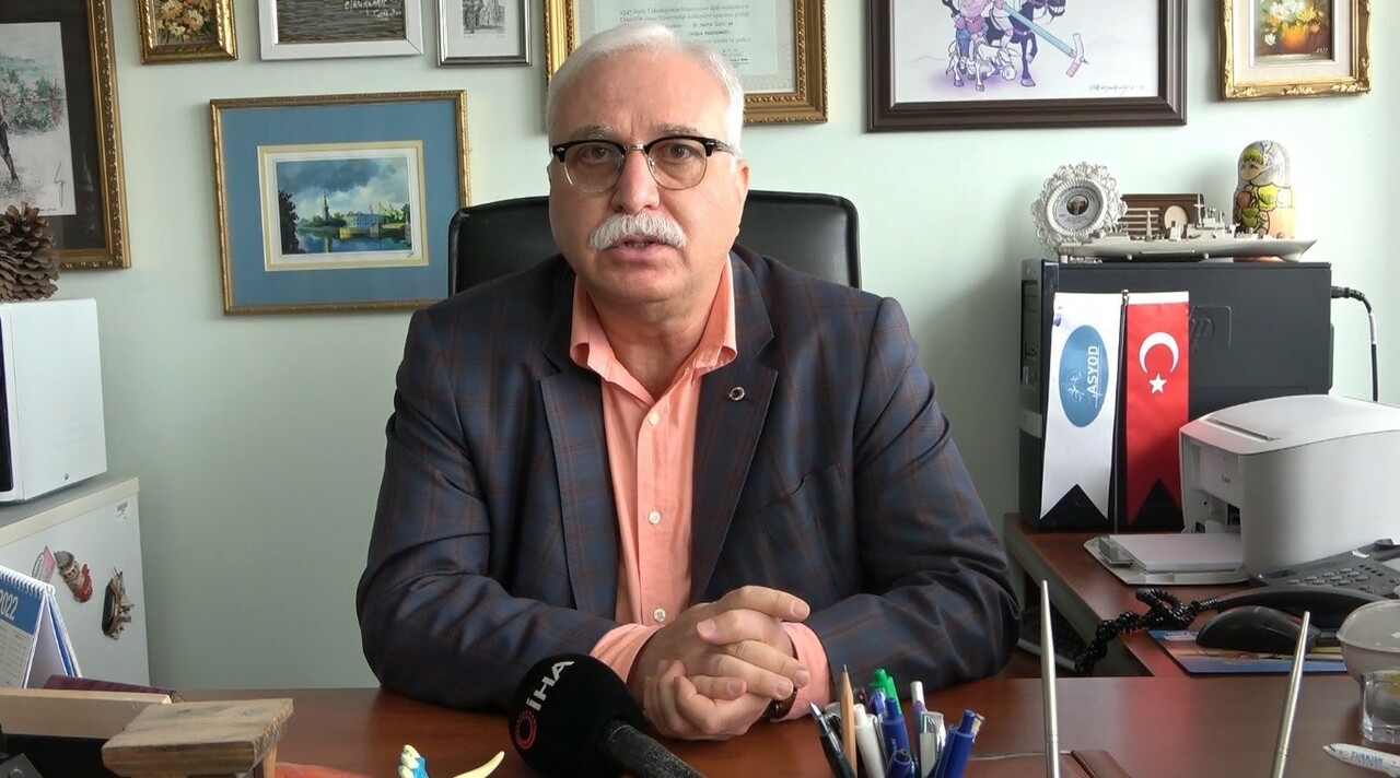 Bilim kurulu üyesinden ailelere 'salgın' uyarısı: Çocuklarınızı okula göndermeyin Bilim kurulu üyesinden ailelere 'salgın' uyarısı: Çocuklarınızı okula göndermeyin