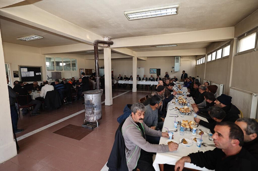 Erzurum Aziziye Belediyesi işçilere %87 zam yaptı! En düşük maaş 18 bin TL oldu