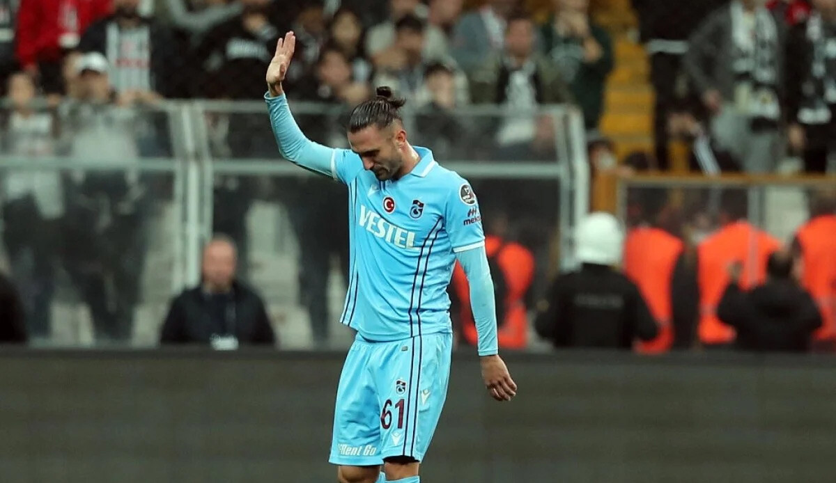Yusuf Yazıcı'nın ikinci Trabzonspor dönemi tatsız bitiyor, Abdullah Avcı yıldız ismi gözden çıkardı Yusuf Yazıcı'nın ikinci Trabzonspor dönemi tatsız bitiyor, Abdullah Avcı yıldız ismi gözden çıkardı
