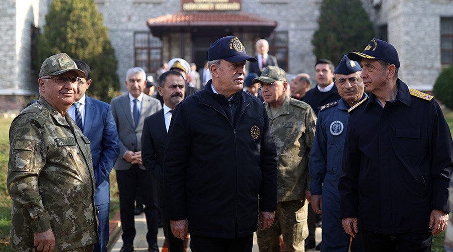 Bakan Akar’dan Yunanistan’a ‘12 mil’ tepkisi: Yanlış hesap Ankara'dan döner