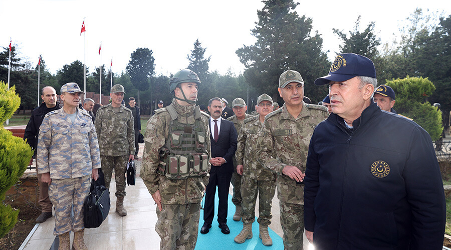 Bakan Akar’dan Yunanistan’a ‘12 mil’ tepkisi: Yanlış hesap Ankara'dan döner