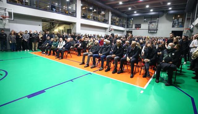 Dünya Baltacıoğlu Karacaahmet Mezarlığı’na defnedildi, ismi voleybol sezonuna verilecek Dünya Baltacıoğlu Karacaahmet Mezarlığı’na defnedildi, ismi voleybol sezonuna verilecek