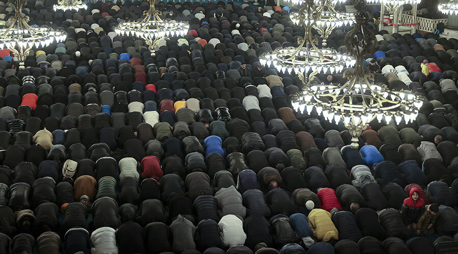 Ayasofya’yı Kebir Camii’nde 2023 yılının ilk sabah namazı: Cemaat avluya taştı