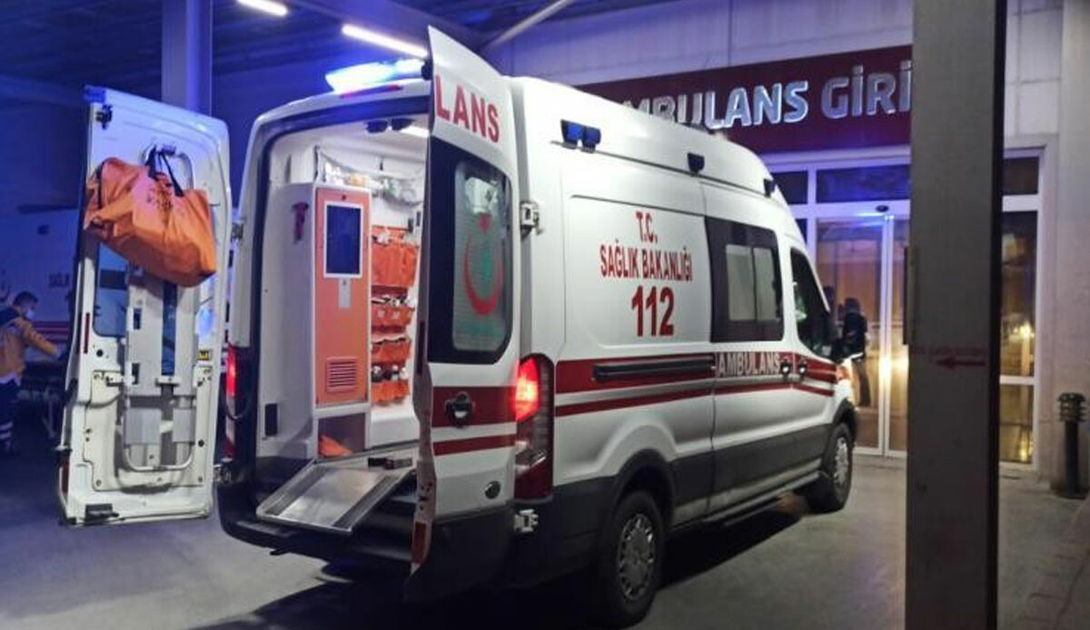 Yılbaşı ziyaretine gittiği kız kardeşi göğsünden bıçakladı Yılbaşı ziyaretine gittiği kız kardeşi göğsünden bıçakladı