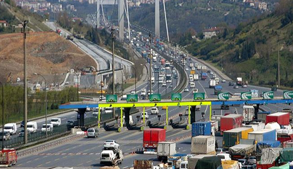 Köprü ve otoyol ücretine zam geldi mi? Karayollarından resmi açıklama geldi Köprü ve otoyol ücretine zam geldi mi? Karayollarından resmi açıklama geldi