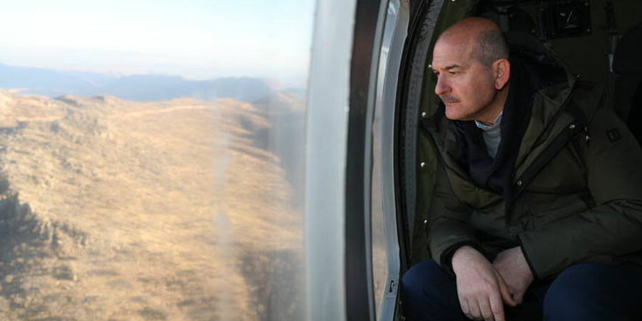 Yılın ilk günü operasyon bölgelerinde başladı... Bakan Soylu, üsleri havadan inceledi