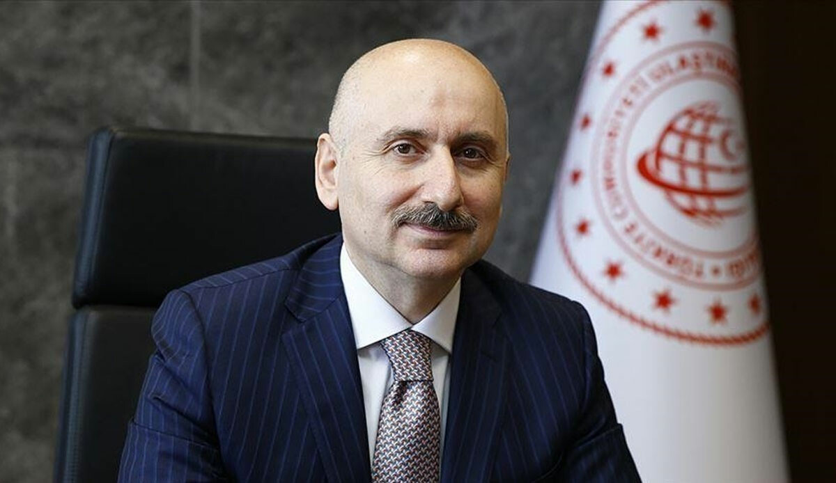 Bakan Karaismailoğlu'nda 2022 değerlendirmesi: Ülkemizin dört bir köşesine imza atıyoruz Bakan Karaismailoğlu'nda 2022 değerlendirmesi: Ülkemizin dört bir köşesine imza atıyoruz