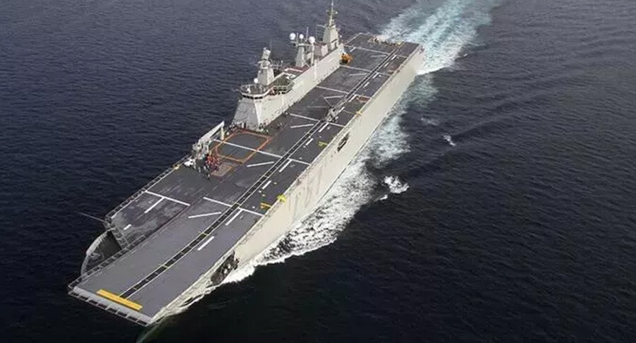 Bakan Akar TCG Anadolu’dan Yunanistan’ı uyardı: Hiçbir oldu bittiye izin vermeyiz Bakan Akar TCG Anadolu’dan Yunanistan’ı uyardı: Hiçbir oldu bittiye izin vermeyiz