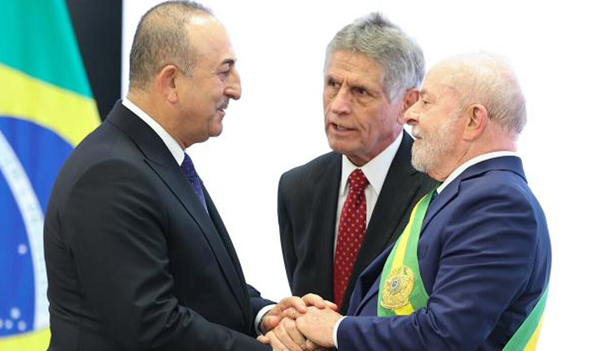 Bakan Çavuşoğlu, Brezilya Devlet Başkanı Lula'nın yemin törenine katıldı Bakan Çavuşoğlu, Brezilya Devlet Başkanı Lula'nın yemin törenine katıldı