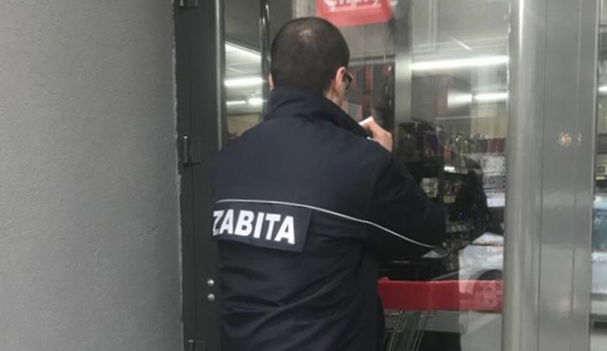 Denetimler devam ediyor: Bursa'da 9 zincir market şubesi mühürlendi Denetimler devam ediyor: Bursa'da 9 zincir market şubesi mühürlendi