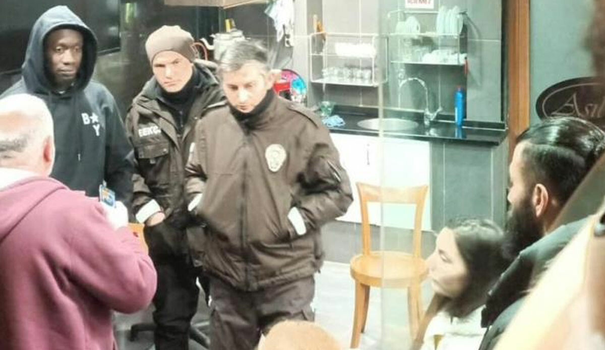 Ünlü futbolcu şoförünün ihanetine uğradı, akıllara durgunluk veren anlar yaşandı! Fırına sığındı, yardımına vatandaşlar koştu