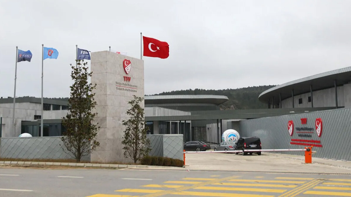 PFDK'dan '4 Büyükler'e çeşitli cezalar PFDK'dan '4 Büyükler'e çeşitli cezalar