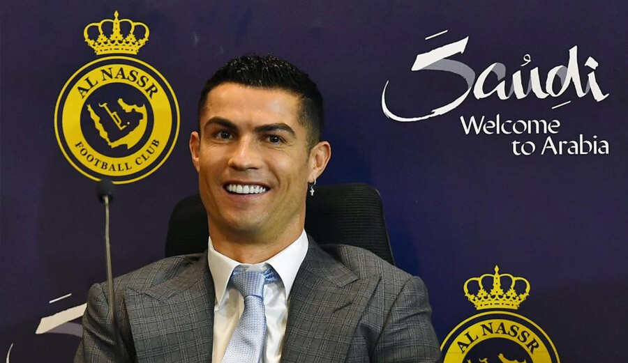 Cristiano Ronaldo imza töreninde Al Nassr'a neden geldiğini anlattı...  Cristiano Ronaldo imza töreninde Al Nassr'a neden geldiğini anlattı...