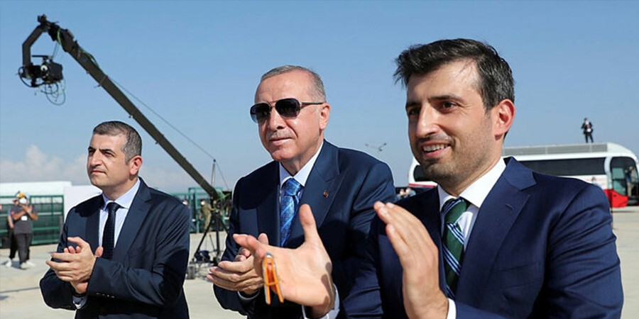 Selçuk Bayraktar siyasete girecek mi? 'Yürüdüğümüz yoldan geri dönmeyeceğiz' deyip ilk kez açıkladı Selçuk Bayraktar siyasete girecek mi? 'Yürüdüğümüz yoldan geri dönmeyeceğiz' deyip ilk kez açıkladı