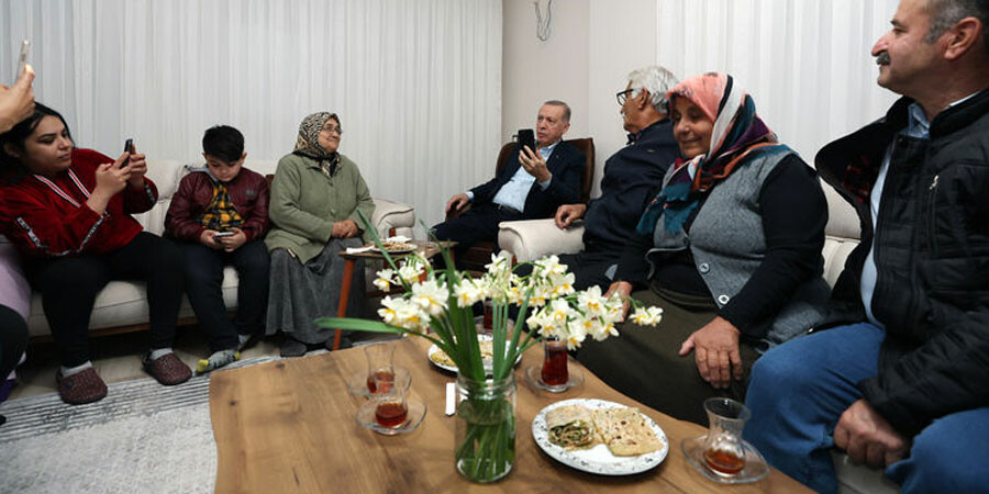 Son dakika: Cumhurbaşkanı Erdoğan, köy konutları teslim töreninde: Yeni millet bahçesi müjdesi