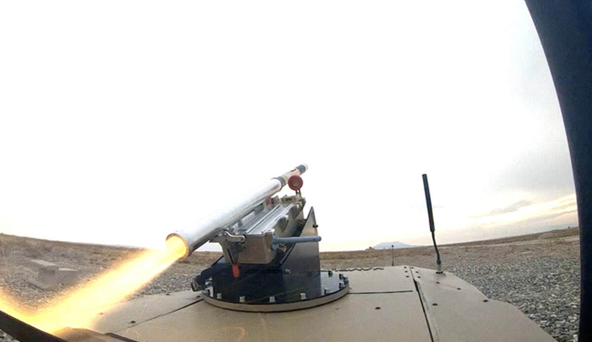 Mete ile daha güçlü... Türkiye’nin robot askeri ‘Barkan’ bir ilke imza attı: Hedefler yerle bir oldu!