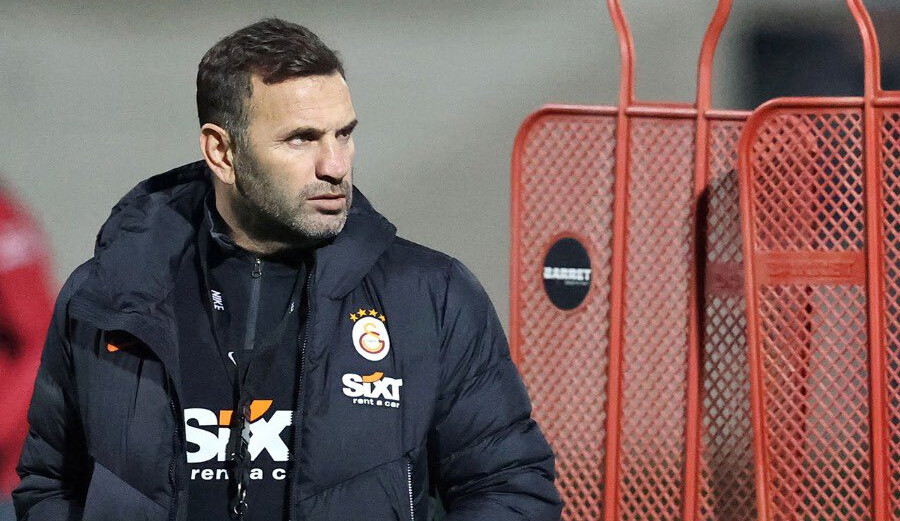 İbrahim Büyükak Galatasaray'ın Fenerbahçe maçı 11'ini ifşa etti! Kapalı antrenmana nasıl girdi? İbrahim Büyükak Galatasaray'ın Fenerbahçe maçı 11'ini ifşa etti! Kapalı antrenmana nasıl girdi?