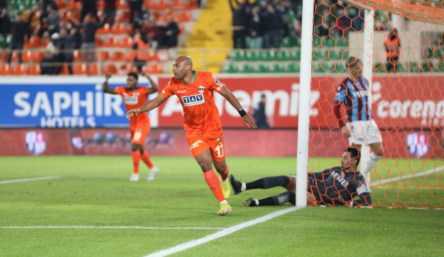 Abdullah Avcı istifa mı edecek? Trabzonspor'da işler kötü gidiyor