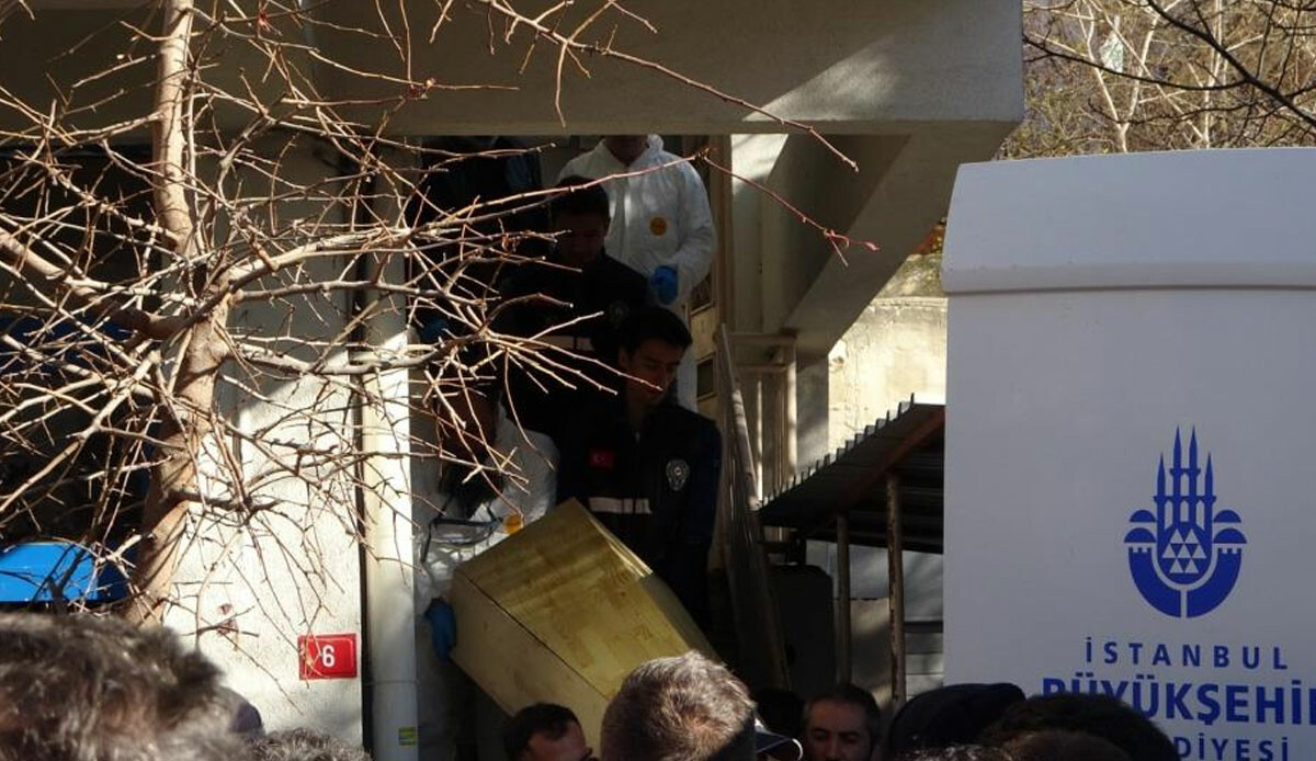 Kartal'da korkunç olay! 2 genç kızı öldürdü ardından kendini ihbar etti: Çifte cinayetin detayları ortaya çıktı Kartal'da korkunç olay! 2 genç kızı öldürdü ardından kendini ihbar etti: Çifte cinayetin detayları ortaya çıktı