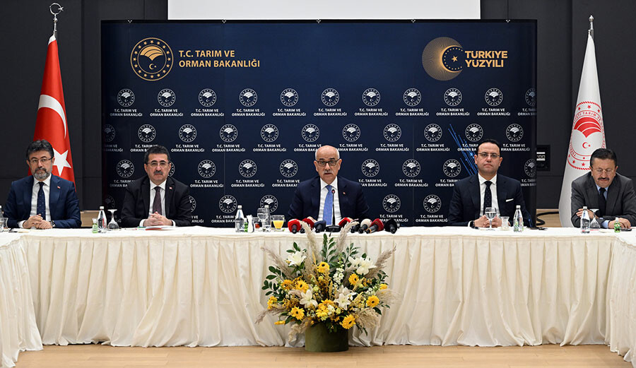 Bakan Kirişci duyurdu: Genç çiftçilere verilecek hibe desteği 250 bin liraya çıkarılacak Bakan Kirişci duyurdu: Genç çiftçilere verilecek hibe desteği 250 bin liraya çıkarılacak