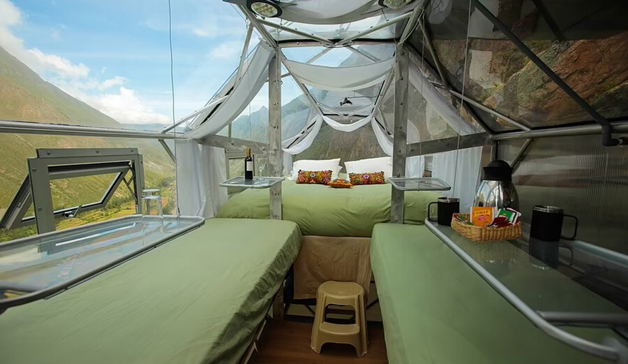 400 metre yükseklikte! Muhteşem manzaraya sahip ancak tırmanarak ve halatlara asılarak ulaşılıyor