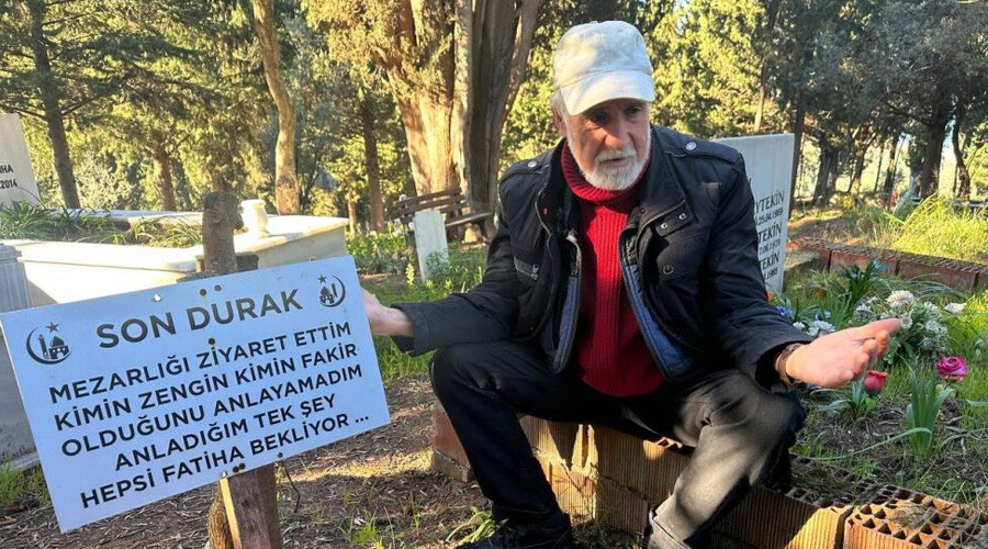 Yaşarken kendi mezarını yaptı, her gün gidip içine yatıyor