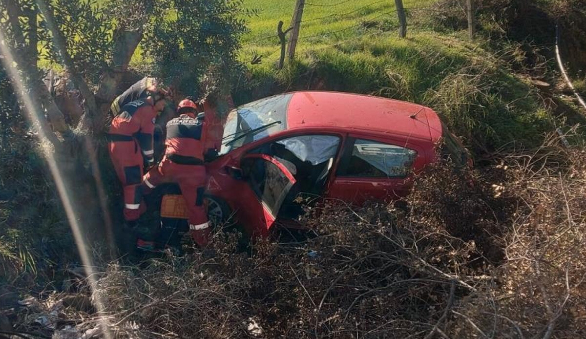 Sanat dünyasını yıkan ölüm: Otomobiliyle dereye uçan müzisyen Hakan Yelbiz hayatını kaybetti