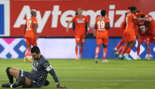 Trabzonspor'da yıkım! Avcı'dan istifa sinyali Trabzonspor'da yıkım! Avcı'dan istifa sinyali