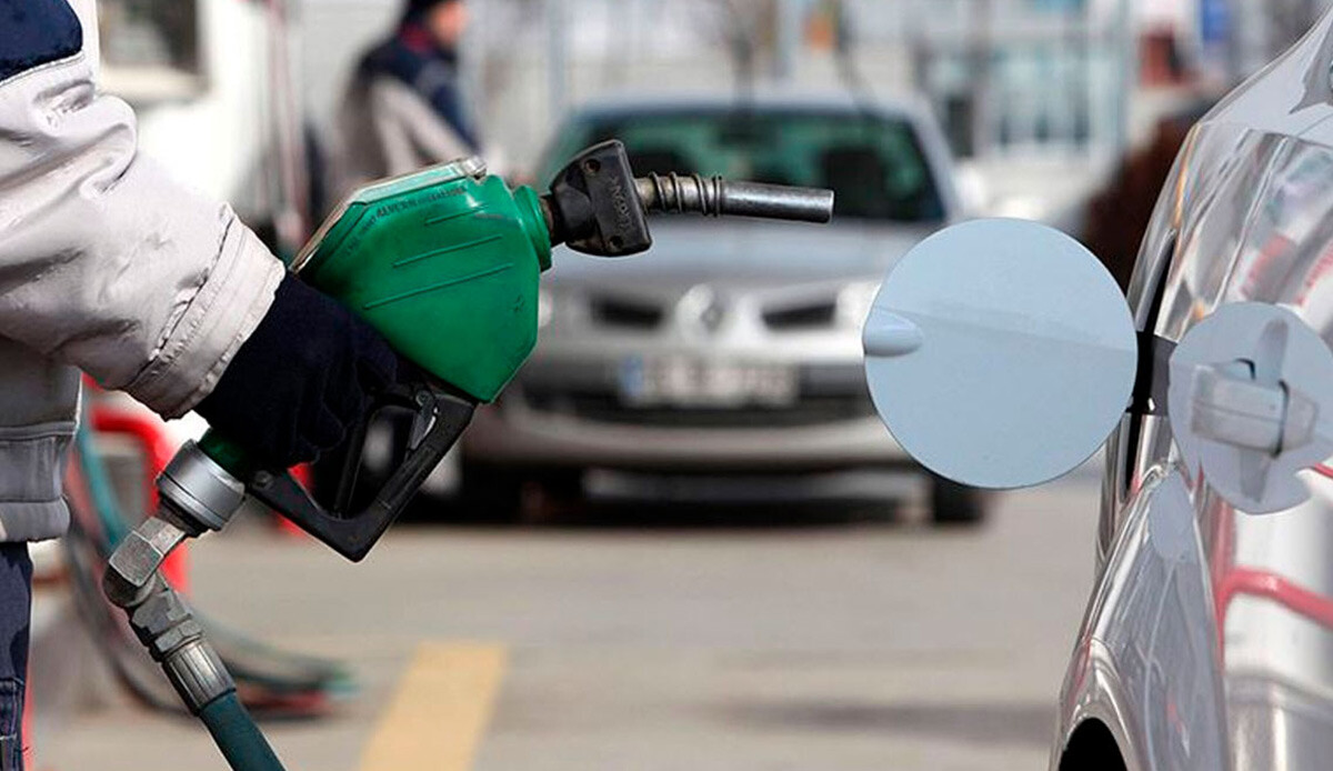 Sürücülere iyi haber! Yılın ilk indirimi pompaya yansıdı (11 Ocak güncel benzin, motorin, gaz fiyatları)