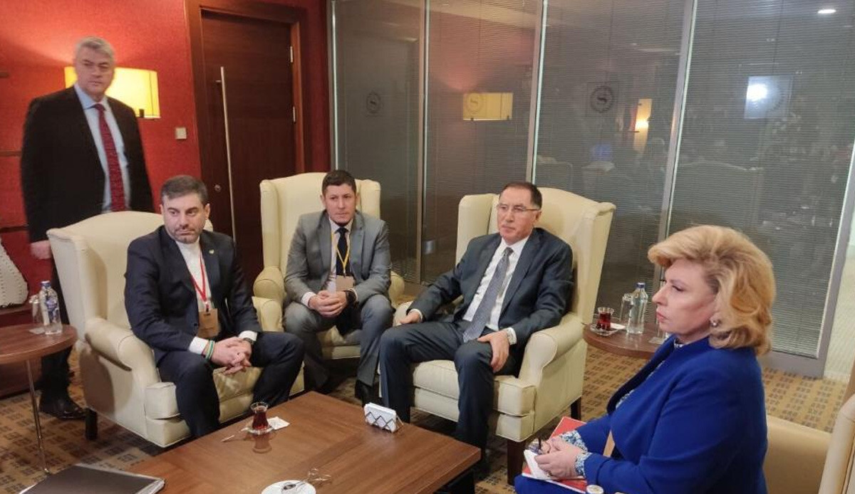 Ankara’da kritik görüşme… Ukrayna ve Rusya ‘kavuşma koridoru için Türkiye’de bir araya geldi Ankara’da kritik görüşme… Ukrayna ve Rusya ‘kavuşma koridoru için Türkiye’de bir araya geldi