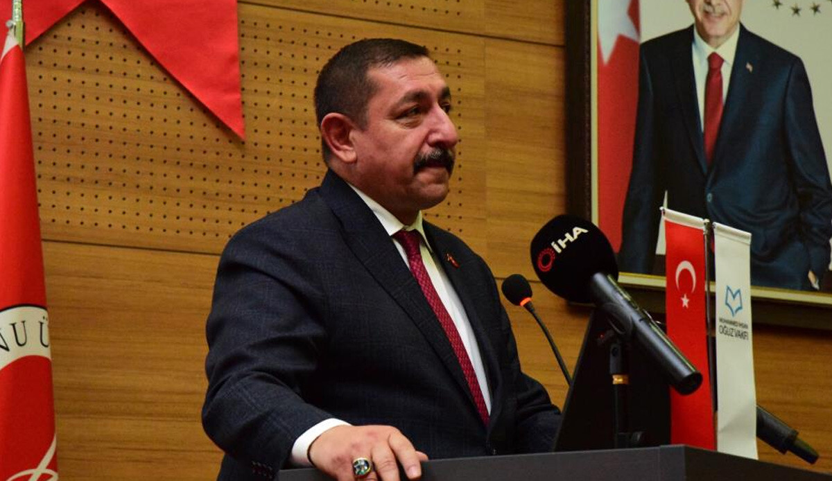 Belediye Başkanı ‘Söz vermiştik’ diyerek duyurdu: En düşük maaş 12 bin lira olarak belirlendi Belediye Başkanı ‘Söz vermiştik’ diyerek duyurdu: En düşük maaş 12 bin lira olarak belirlendi