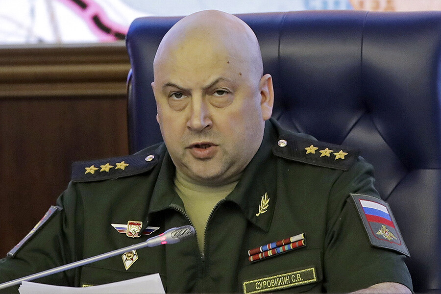 Rusya Genelkurmay Başkanı Gerasimov, Ukrayna'daki birliklerin başına getirildi Rusya Genelkurmay Başkanı Gerasimov, Ukrayna'daki birliklerin başına getirildi