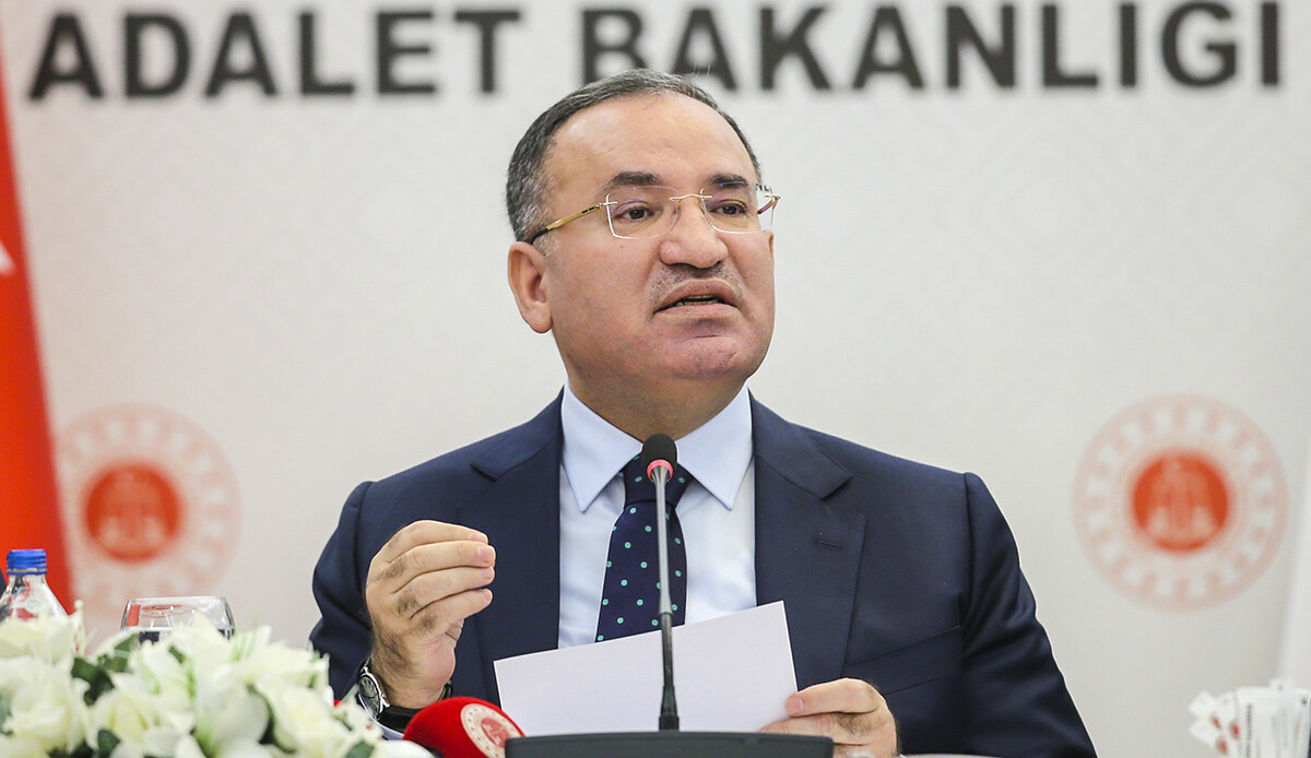 Bozdağ'dan 'Sinan Ateş cinayeti' açıklaması: Olay her yönüyle aydınlatılacak Bozdağ'dan 'Sinan Ateş cinayeti' açıklaması: Olay her yönüyle aydınlatılacak