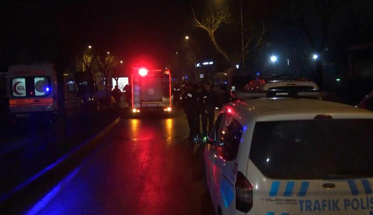 Ehliyetsiz sürücü "Dur" ihtarına uymadı, felakete neden oldu: Ölü ve yaralılar var Ehliyetsiz sürücü "Dur" ihtarına uymadı, felakete neden oldu: Ölü ve yaralılar var