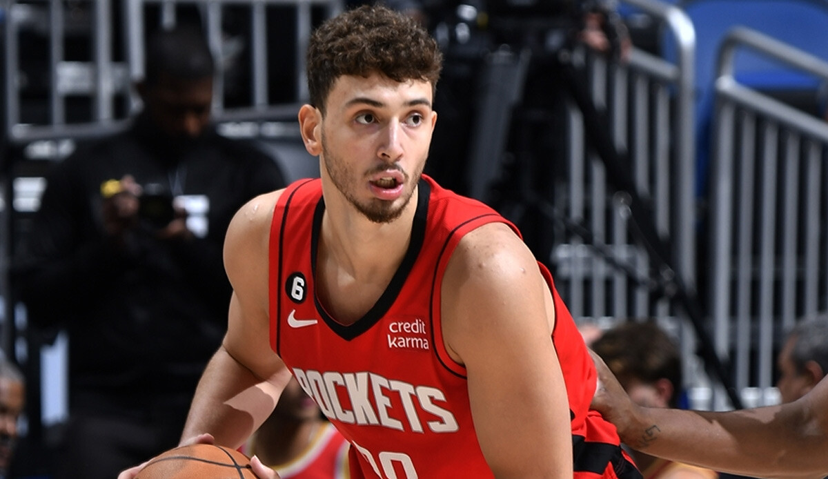 Milli basketbolcu Alperen Şengün, NBA&#039;de &#039;triple double&#039; yapan en genç pivot oldu