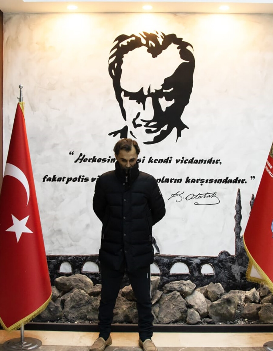 İstiklal'deki bombalı saldırının zanlılarından Hazni Gölge tutuklandı İstiklal'deki bombalı saldırının zanlılarından Hazni Gölge tutuklandı