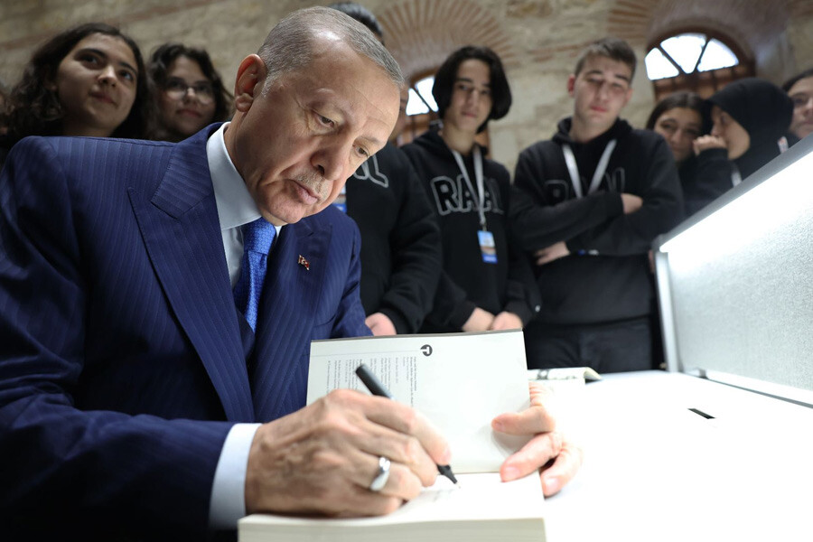Son dakika: Cumhurbaşkanı Erdoğan Rami Kütüphanesi açılışını yaptı: 7/24 açık, öğrenciye ücretsiz Son dakika: Cumhurbaşkanı Erdoğan Rami Kütüphanesi açılışını yaptı: 7/24 açık, öğrenciye ücretsiz