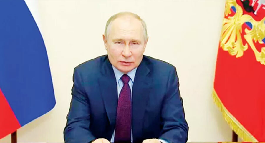 Putin, sözleşmeleri geciktiren başbakan yardımcısını azarladı Putin, sözleşmeleri geciktiren başbakan yardımcısını azarladı