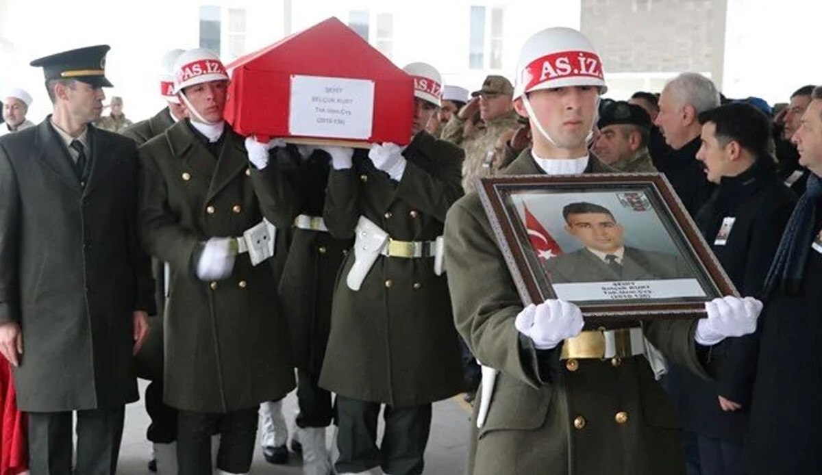 Fırat Kalkanı şehidine son görev Fırat Kalkanı şehidine son görev