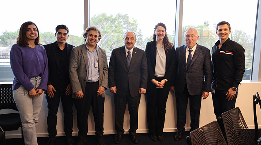 İki Türk bilim insanı ABD'ye damgasını vurdu: Kanser çok daha erken tespit edilebilecek İki Türk bilim insanı ABD'ye damgasını vurdu: Kanser çok daha erken tespit edilebilecek