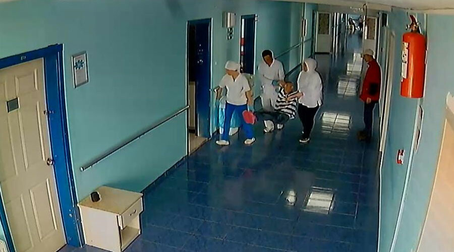 Engelli bakım merkezinde darp suçlaması: 22 sanık yargılanıyor