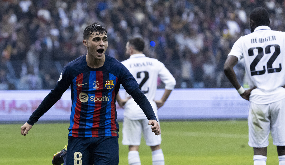 Real Madrid - Barcelona (1-3 Süper Kupa Özet) Xavi&#039;nin teknik direktörlük kariyerinde ilk