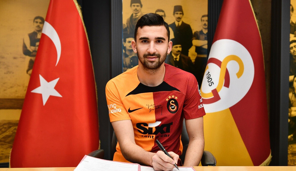 Galatasaray genç stoperi Emin Bayram'la sözleşme tazeledi Galatasaray genç stoperi Emin Bayram'la sözleşme tazeledi