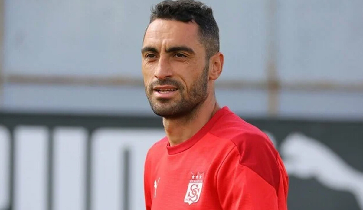 Sivassporlu oyuncu İstanbul&#039;a geliyor, transfer bugün resmileşecek