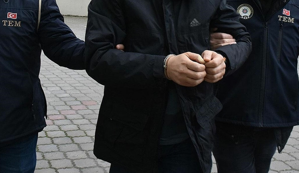 Adana'da 3 FETÖ'cünün cezası belli oldu! Adana'da 3 FETÖ'cünün cezası belli oldu!