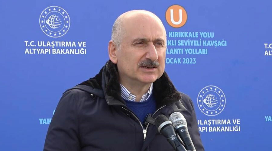 43 ilin geçiş güzergahında… Kilit kavşakta sona yaklaşılıyor: Bakan Karaismailoğlu tarih verdi! 43 ilin geçiş güzergahında… Kilit kavşakta sona yaklaşılıyor: Bakan Karaismailoğlu tarih verdi!