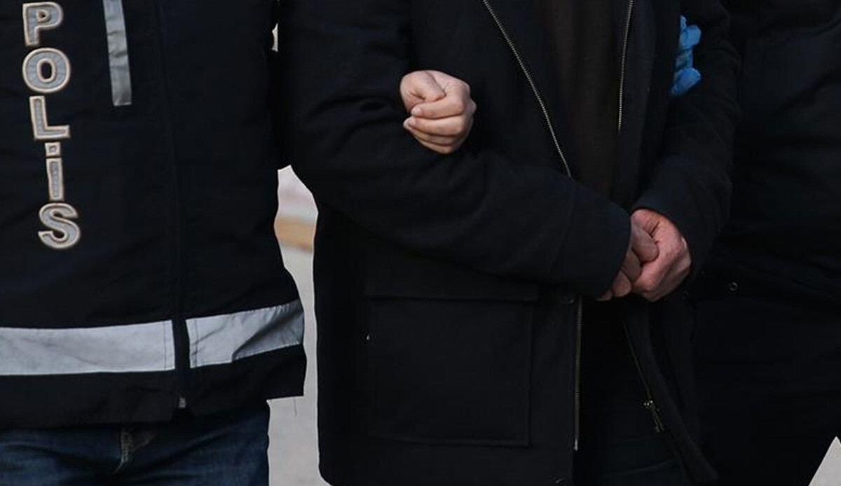 Ankara merkezli 3 ildeki DEAŞ operasyonunda 9 gözaltı Ankara merkezli 3 ildeki DEAŞ operasyonunda 9 gözaltı